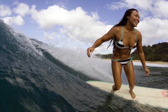 Erotische Surferin Nr. 8.