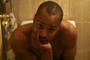 Donald Faison, Toilette.